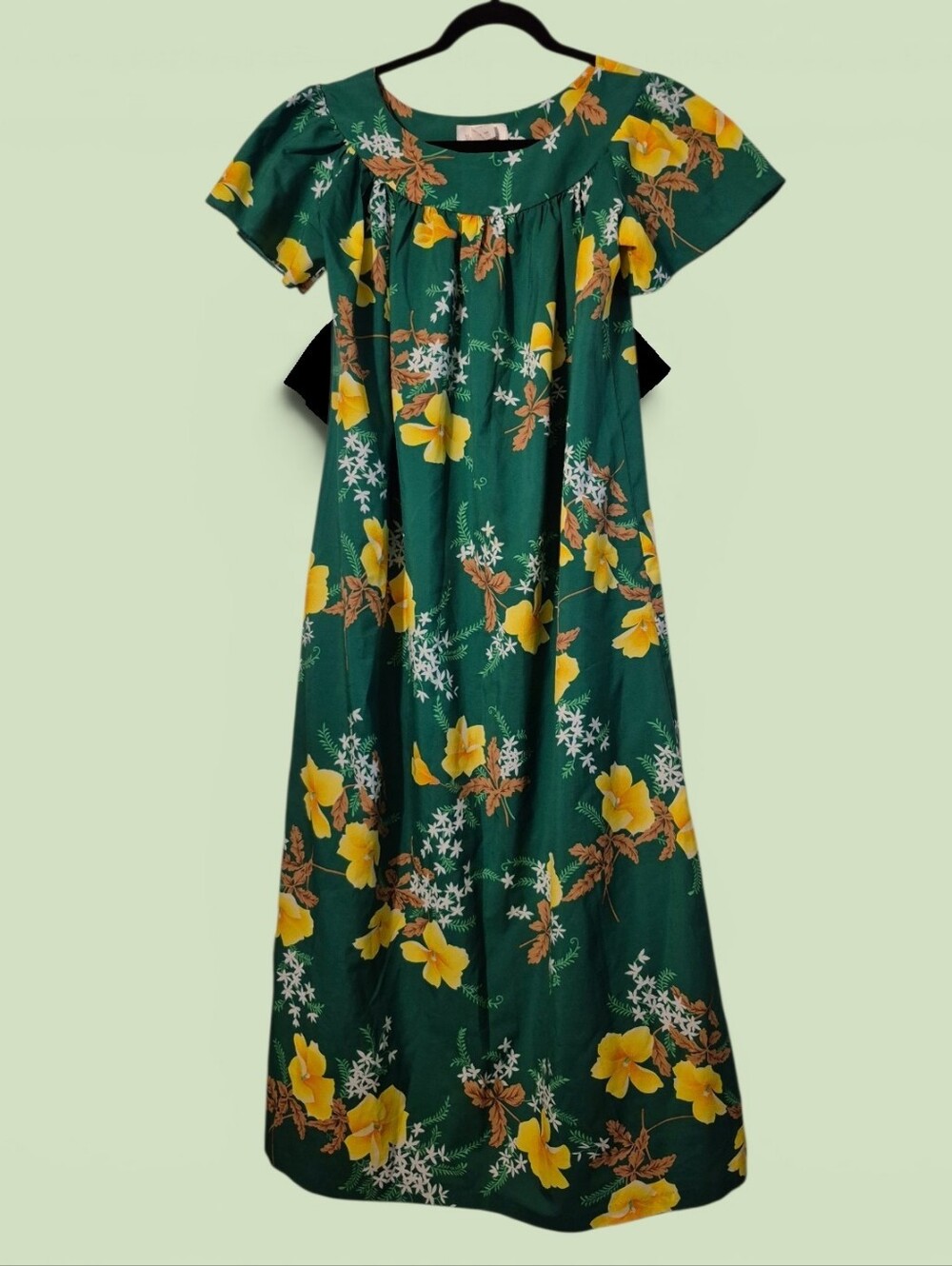 Made In HAWAII Vintage Hawaiian Muu Muu Dress 10